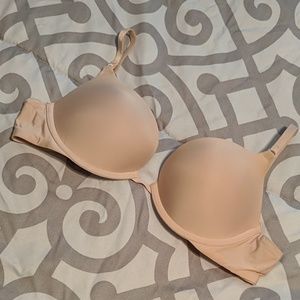 Victoria's Secret Push Up Bra 34B